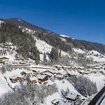 Schoeneben Mijoba * Wald im Pinzgau