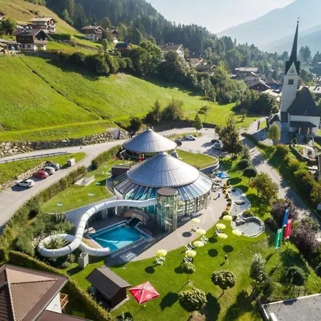 Semesterbostad Schoeneben Mijoba Wald im Pinzgau