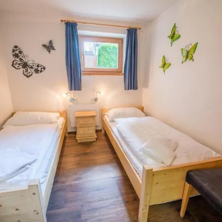 Semesterbostad Schoeneben Mijoba